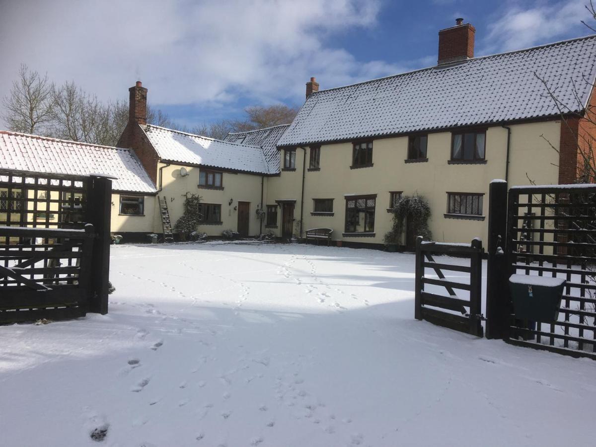 Valley Farmhouse, Westhall Redisham Extérieur photo